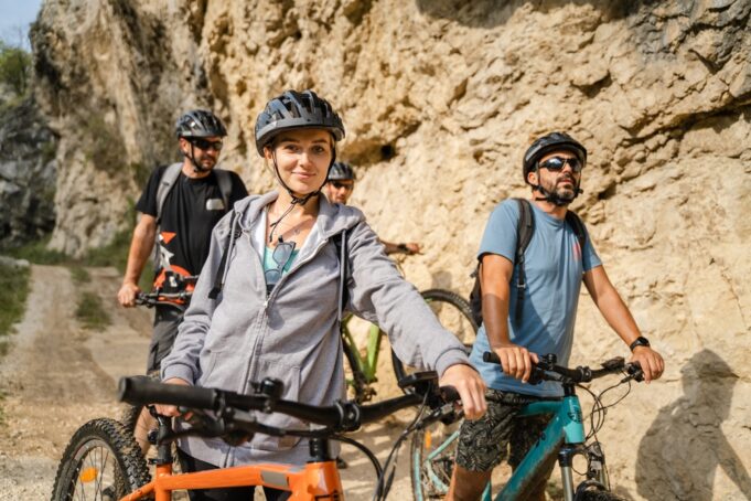 Uvažujete nad kúpou elektrobicykla? Z týchto dôvodov sa kúpiť oplatí